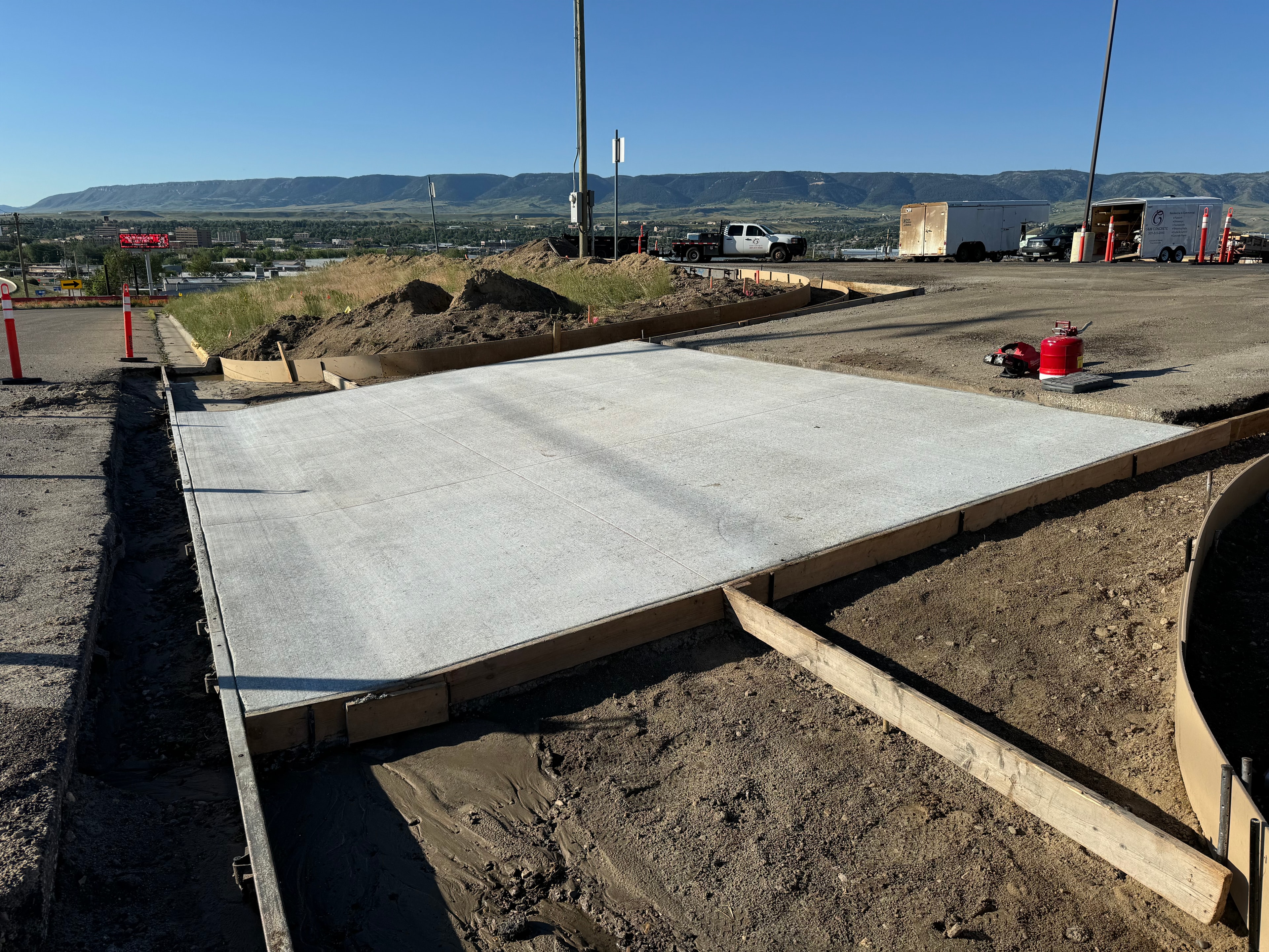 Concrete Approach & Valley Gutter